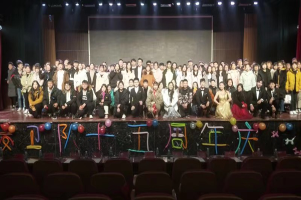 图片4_副本.png 图片4_副本.png