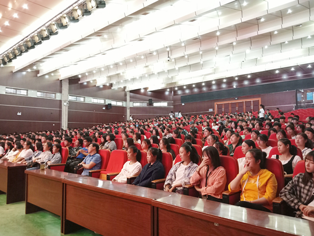 安全教育3_副本.jpg 安全教育3_副本.jpg