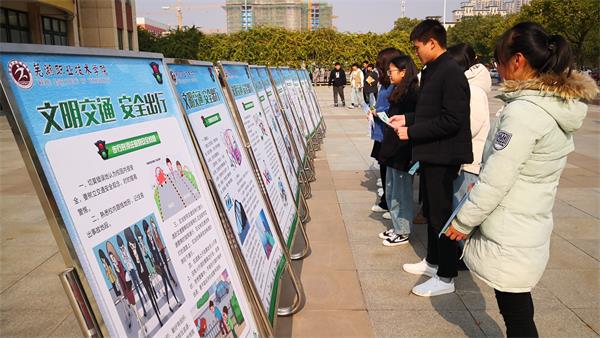 dbda551890d6aa3a9311d4fa109df47.jpg dbda551890d6aa3a9311d4fa109df47.jpg